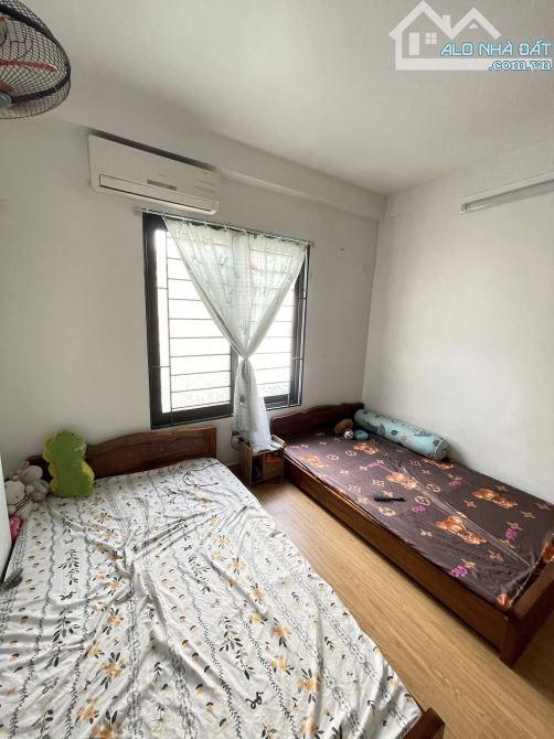 BÁN NHÀ NGUYỄN CHÍNH 25M x 5 TẦNG GẦN PHỐ GIÁ TỐT CHỈ 3.55 TỶ - 6