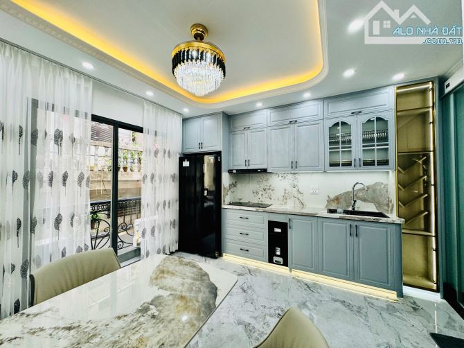 BÁN NHÀ TRƯƠNG ĐỊNH CỰC ĐẸP, DT 33M x 6 TẦNG, MT 4.1M, NHỈNH 8 TỶ,NHÀ MỚI CHỦ XÂY RẤT ĐẸP - 6
