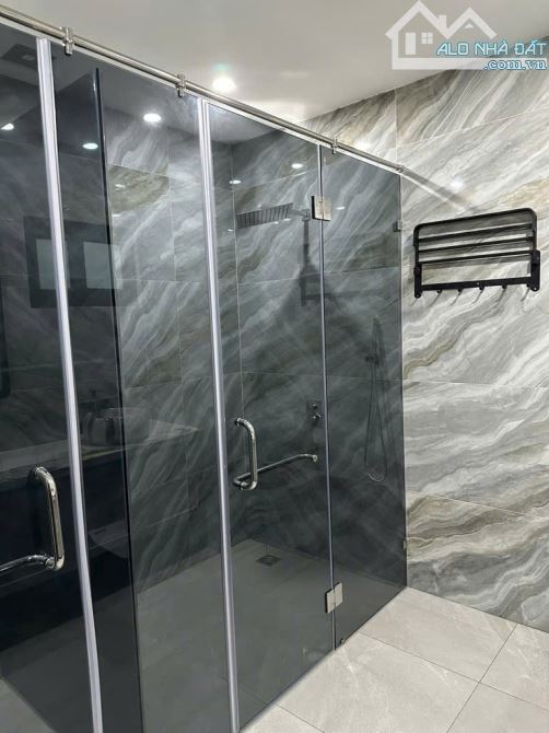 BÁN NHÀ ĐẸP NGUYỄN VĂN CỪ – Ô TÔ TRÁNH – KINH DOANH TẤP NẬP – 74M2 CHỈ 18,5 TỶ - 6