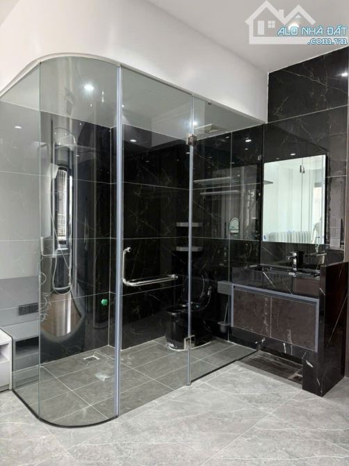 BÁN NHÀ MỚI, ĐẸP NGUYỄN VĂN CỪ – Ô TÔ 7 CHỖ TRÁNH – NỞ HẬU – 40M2 CHỈ 19,5 TỶ - 6
