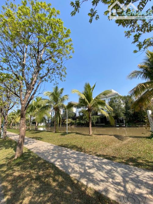 Bán gấp biệt thự khu đô thị Sài Đồng. Mặt tiền cực rộng - kinh doanh văn phòng bất chấp - 6