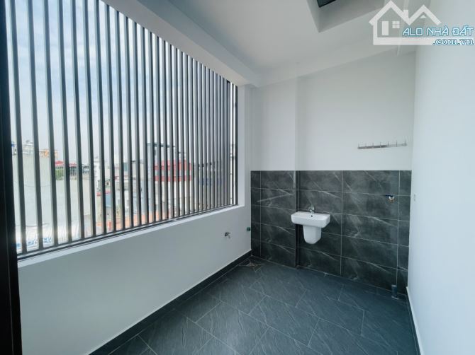 Bán nhà thịnh liệt, 6 tầng, thang máy, 11.5 tỷ, ô tô đỗ cổng, gần ao sào - 6