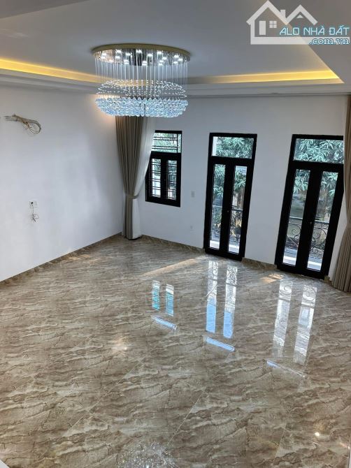 Ms Linh-Bán căn shophouse mặt trục chính Hoàng Huy Riverside-Thượng Lý-Hồng Bàng - 6