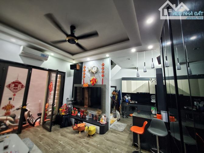 CỰC HIẾM NHỈNH 10 TỶ CÓ NHÀ 63M2 X 3 TẦNG, PHỐ HOÀNG HOA THÁM, BA ĐÌNH, HÀ NỘI - 6