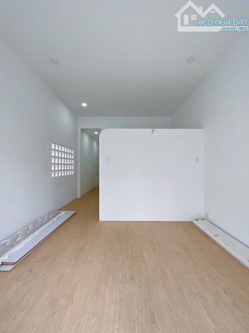 NHÀ BÈ-H.T.PHÁT - BÁN NHÀ 80M2 (4X20M)- MẶT TIỀN ĐƯỜNG 20M - CHỈ 6,2 TỶ - 6