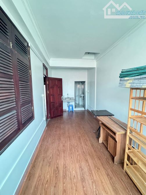 Nhà đẹp ở ngay Trần Cung Bắc Từ Liêm. Sổ vuông 80m, 5 tầng MT5m Giá 16 tỷ Ngõ ô tô tránh - 6