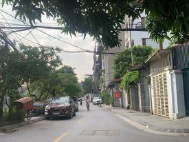 HIẾM BIỆT THỰ BỒ ĐỀ VỈA HÈ Ô TÔ TRÁNH 120M-4 TẦNG- 10MT.46,5TỶ LÔ GÓC KINH DOANH ĐỈNH - 7