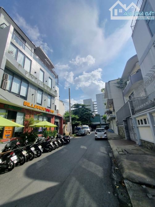 Hẻm 10m ung văn khiêm ngang 8 dài 20 công nhận đủ 160m2 tính giá 150tr/m2 - 7