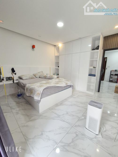 CHDV ĐƯỜNG NGUYỄN HỮU CẢNH - 138M² - 6 TẦNG - CÓ THANG MÁY - HẺM 12M - BỀ NGANG KHỦNG 6M - 7
