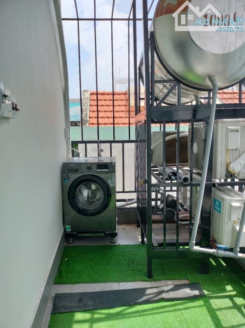 Nhà bán: đường Tô Hiến Thành. Q10. DTSD 25m2. 3 tầng. Giá 4,5 tỷ - 7