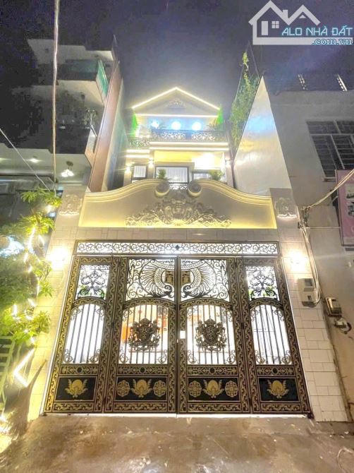 Nhà Đẹp, Hẻm 6m, Gần Phú Mỹ Hưng, 96m², 4 Tầng, Full Nội Thất, Chỉ 8 Tỷ 9 - 7