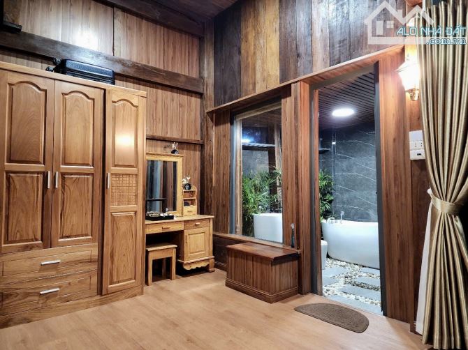 💥Nhà đẹp hẻm 220 Y Wang - 9 x 32m (nở hậu) - chỉ 3.950 tỷ - 7