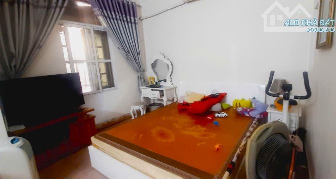 BÁN GẤP NHÀ ĐẸP GẦN MẶT PHỐ THẠCH CẦU LONG BIÊN – 3TẦNG 60M² – GIÁ CHỈ 6,9 TỶ TL - 8