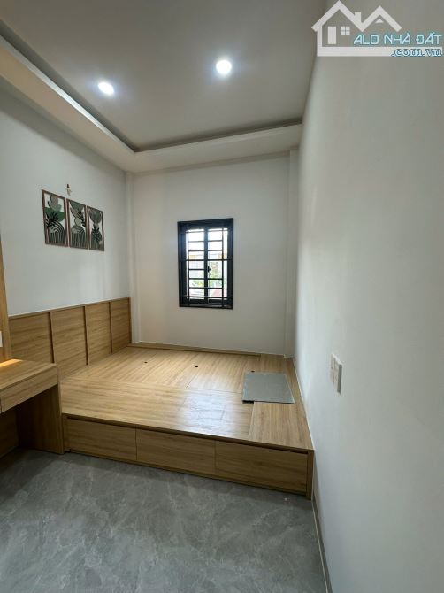 Bán nhà Phạm Văn Đồng có sân vườn đầy đủ nội thất sát bên sân bay Tân Sơn Nhất chỉ nhỉnh 3 - 8