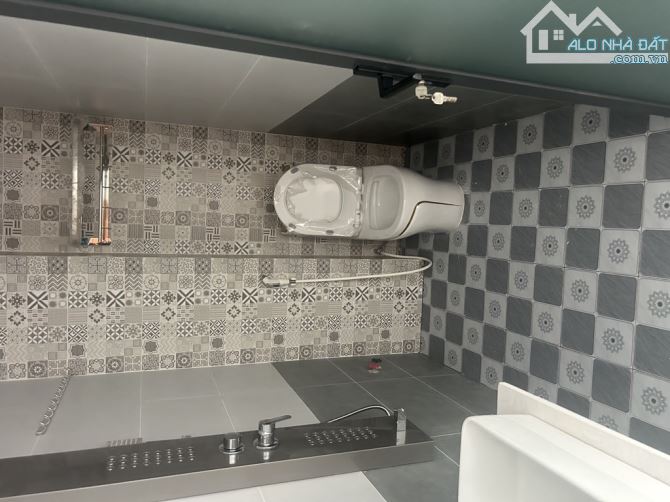 Khu phân lô đồng bộ nhà 5 tầng Tây lân.Dt 4x15 giá 6.79 tỷ - 8