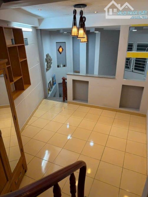 🔥💥 Tìm Đâu Ra ? Nhà BTCT Đúc 4 Tầng 44M2 Hẻm Ba Gác Đ. Hoàng Hoa Thám Chỉ Nhỉnh 4.x Tỷ - 8