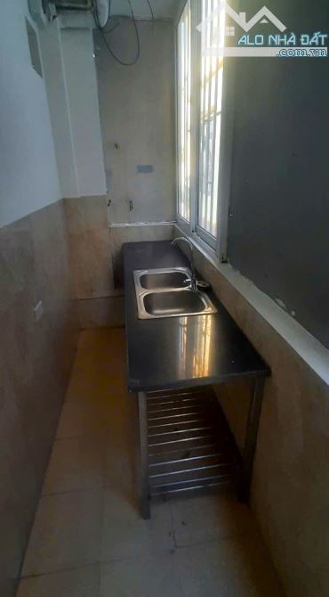 NHÀ VỊ TRÍ ĐẸP GẦN MẶT PHỐ THẠCH CẦU LONG BIÊN – Ô TÔ ĐỖ CỬA – 4 TẦNG – 34M² – CHỈ 5,8 TỶ - 9