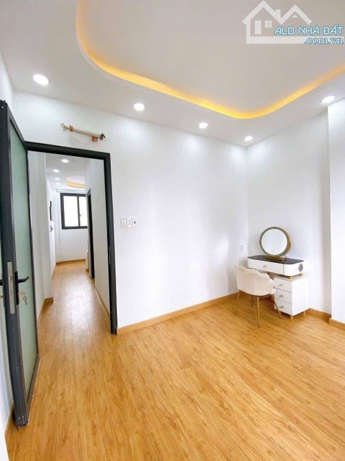 Bán Nhà Hẻm Xe Hơi Gò Vấp-35m2-3Tầng-4PN-Giá 5.28 Tỷ - 9
