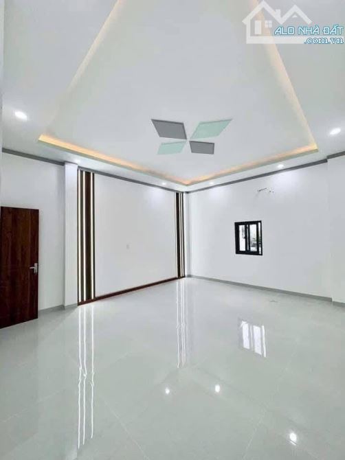 CHỦ GỬI BÁN NHÀ 1T1L PHƯỜNG HOÁ AN TP BIÊN HOÀ. DT: 5x20=100M2. GIÁ:4Tỷ5 TL - 9