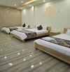 BÁN KHÁCH SẠN MẶT TIỀN NGUYỄN VĂN CỪ - DT: 13x27m - TC: 100% - H: ĐÔNG BẮC - 17,5 TỶ