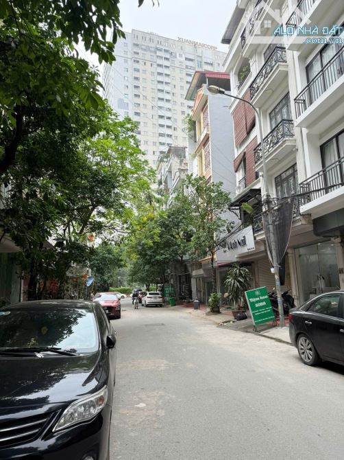 Hiếm! Ngô Thì Nhậm, Hà Đông đất 48m2, MT 4m, ô tô tránh, vỉa hè, KD, nhỉnh 14 tỷ