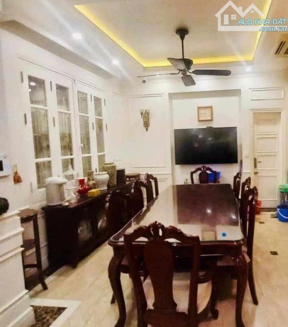 BIỆT THỰ SÂN VƯỜN KĐT VẠN PHÚC, HÀ ĐÔNG 175m2-4tầng-nhỉnh 38tỷ, Ô TÔ, KINH DOANH SẦM UẤT