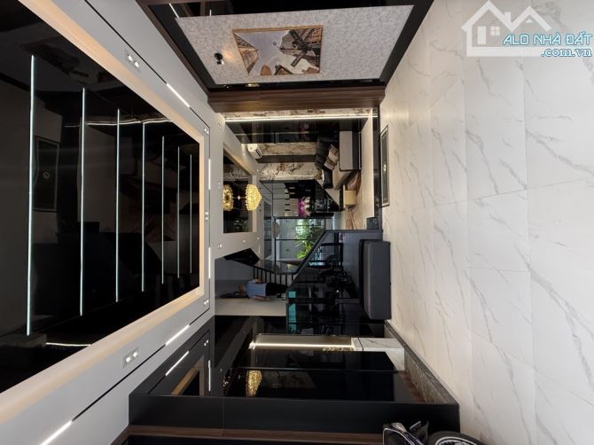 Bán gấp nhà MTKD Đường số, xe hơi ngủ nhà, 80m2, full nội thất cao cấp, SHR, HCĐ, chỉ 17tỷ