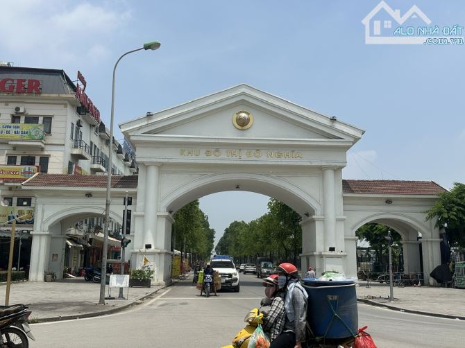 NHÀ 2 TẦNG CŨ–ĐẤT VUÔNG ĐẸP–MUA XONG Ở LUÔN HOẶC XÂY MỚI TUYỆT VỜI-YÊN LỘ-HÀ ĐÔNG
