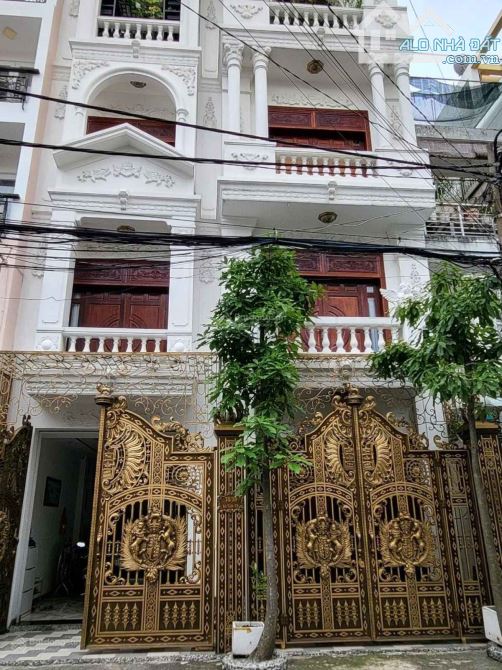 Bán thiệt thự nội bộ Nguyễn Trọng Tuyển, P1, TB. DT: 90m2(7,5x15m) - 3 tầng chỉ 21.5 tỷ TL