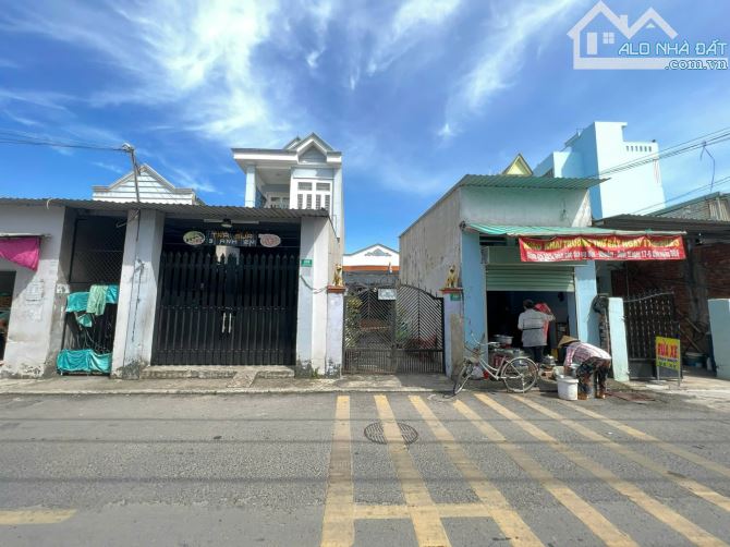 Đất mặt tiền đường Nguyễn Đức Thiệu, phường Dĩ An, TP Dĩ An. 5,2 tỷ