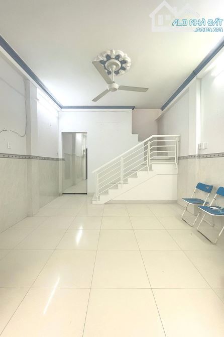 Bán nhà 2 mặt tiền hẻm, Phường 14 Gò Vấp, 4x10m, nhỉnh 4 tỷ