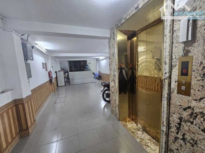 bán toà văn phòng mặt phố hoàng văn thái, thanh xuân, 143m2, 9 tầng, giá 44 tỉ