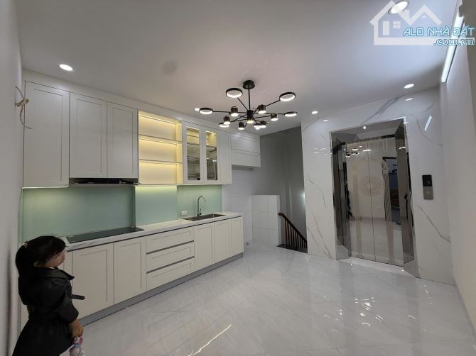 BÁN NHÀ PHỐ HOÀNG MAI GẦN ĐƯỜNG TAM TRINH, MẶT NGÕ ÔTÔ THÔNG, KINH DOANH, 5 TẦNG THANG MÁY