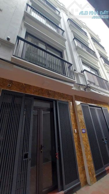 BÁN NHÀ SIÊU HIẾM TẠI CẦU DIỄN, NGÕ RỘNG - NHÀ 30M2, 5 TẦNG, MT 3,6 M - GIÁ 6,5 TỶ
