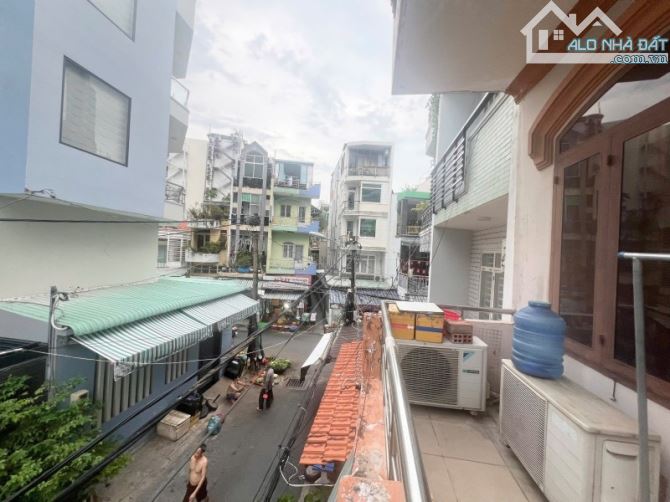 Gấp bán nhà, 4 tầng, giá 13.2 tỷ, gần Ung Văn Khiêm, Bình Thạnh.