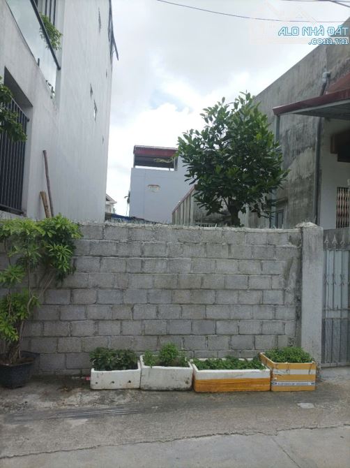 LÔ ĐẤT TUYẾN 2 - TRẦN NHÂN TÔNG - ĐƯỜNG RỘNG 4M - VUÔNG VẮN - PHÁP LÝ BÌA HỒNG