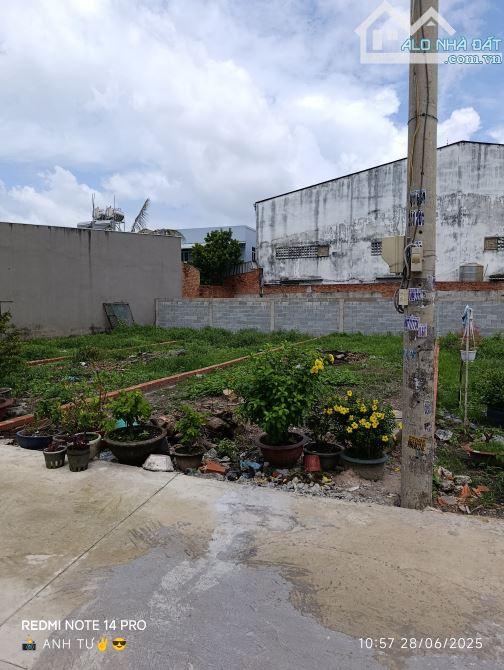 ĐẤT ĐẸP HẺM XE TẢI NGAY TRUNG TÂM HÀNH CHÍNH HÓC MÔN