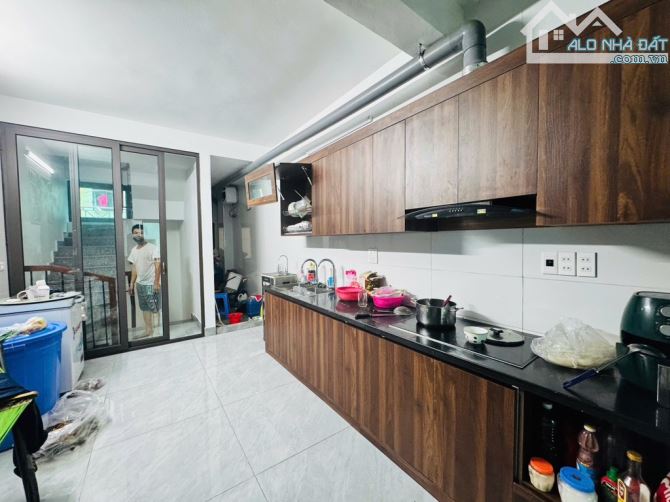 TỔ 26 TT ĐÔNG ANH +NHÀ 5 TẦNG GIÁ 5,5 TỶ +MẶT TIỀN 3,4M.CHIỀU DÀI 10M.ĐƯỜNG TRƯỚC NHÀ 3M +