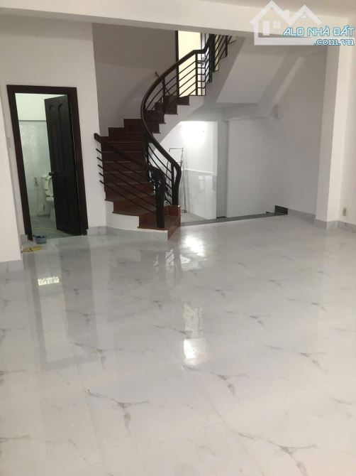 BÁN MTKD ĐƯỜNG SỐ 14 GIAO DƯƠNG QUẢNG HÀM 5X20M, 5 TẦNG 18 TỶ