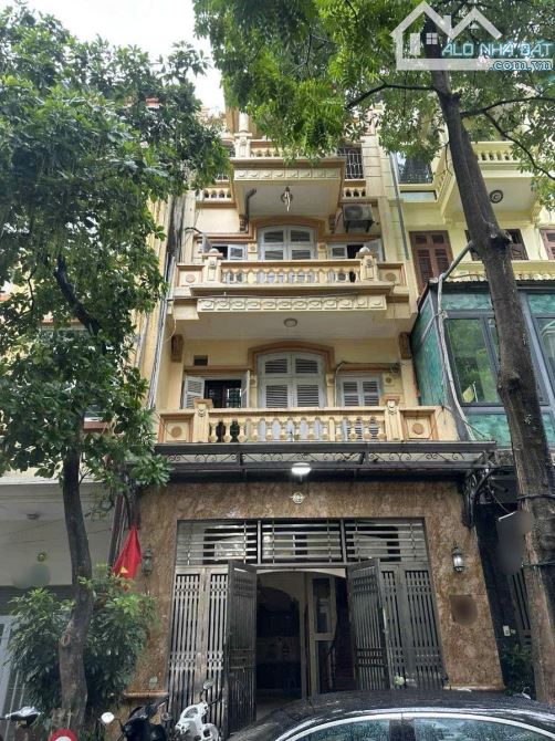 PHÂN LÔ XUÂN QUỲNH - CẦU GIẤY - DT 73M2 x 5T - MT 5M - 37,9 TỶ - VỈA HÈ - ÔTÔ TRÁNH