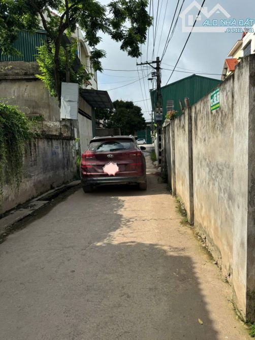 Bán đất Yên Mỹ Hưng Yên ngay ĐT 382, ngõ nông, 7c tránh ba gác, thông khắp nơi. Giá 2 tỷ
