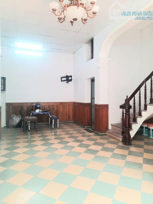 Bán nhà trong ngõ đường Thành Chung