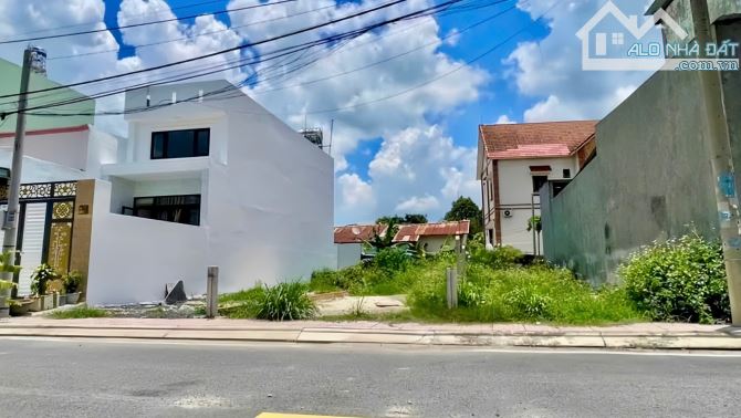 Cắt lô giảm 50% giá   bán 80m2 giá 520tr mặt tiền nhựa 8m tại Thị Trấn Củ Chi