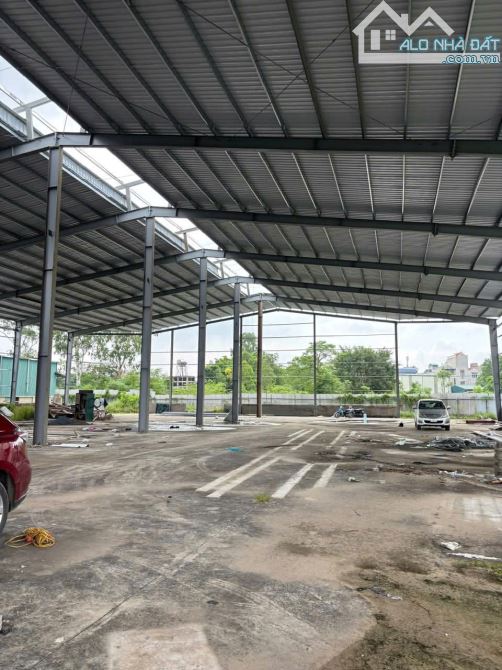 Cho thuê kho xưởng 2500m2 gần KCN Quất Động, Thường Tín, Hà nội kho zamil cao 7m..10m