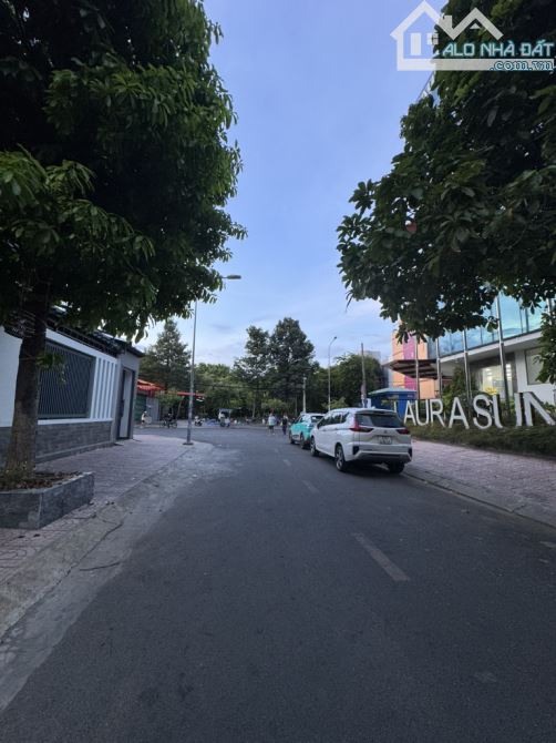 🏠Đường 25A , P10 ,Q6. DT 5 x 23, 5 tầng. Giá 20 tỷ TL.  💓BIỆT PHỦ THANG MÁY BÌNH PHÚ Q6