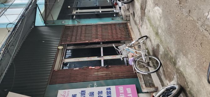 Bán đất tặng nhà cấp 4 ở Đông Ngạc, Bắc Từ Liêm, ngõ ô tô tránh, kinh doanh