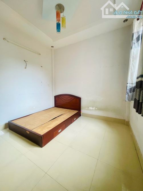 Bán nhà hẻm 3m gần Emart Phan Huy Ích, 2 tầng, đang cho thuê 8 triệu/tháng, chỉ 4 tỷ tl
