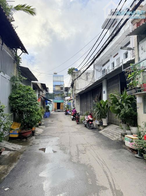 Bán nhà liên khu 5-6 gần chợ 97m2 ngang 5 hẻm 6m  khu VIP ,2Tầng Nhỉnh 4 Tỷ