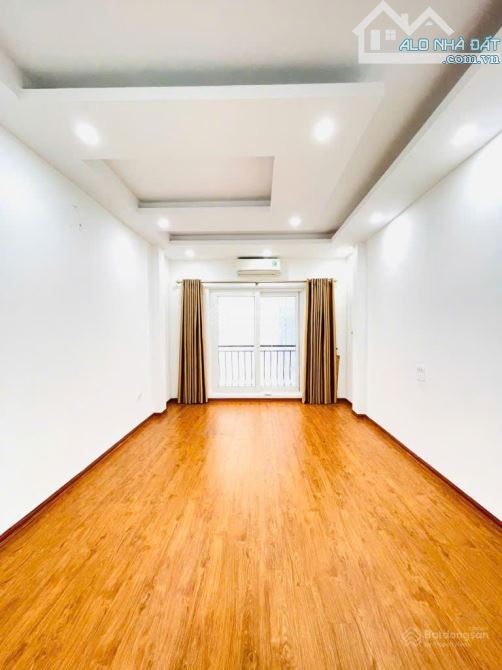 Siêu phẩm- bán nhà Văn Trì- Ô tô- KD, Full nội thất cao cấp, 35m2. Giá 4,3 tỷ