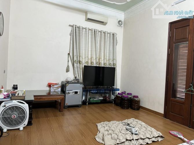 Nhà đẹp ở luôn Trần Cung Bắc Từ Liêm. Sổ vuông 123m, 5 tầng MT7m3 Giá 25 tỷ Ngõ thông - 10